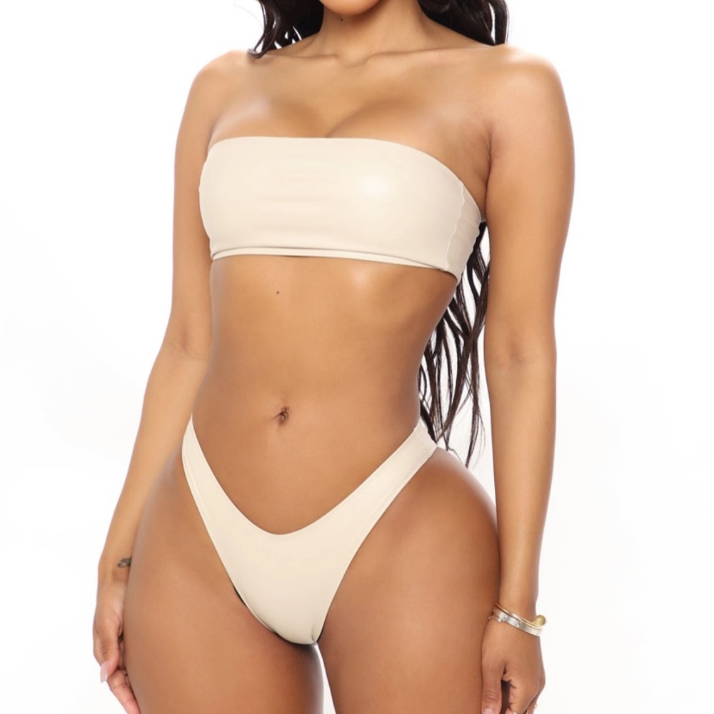 FASHION NOVA Wavey Summer Faux Leather 2 Piece Bikini 🤍